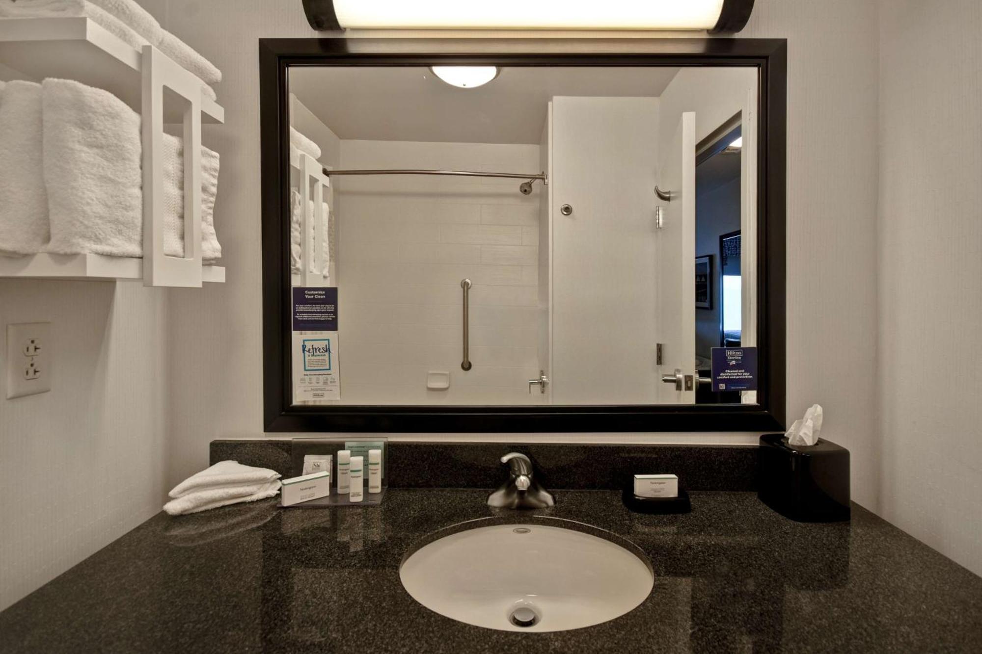 Hampton Inn & Suites Columbia South Fort Meade Area Extérieur photo