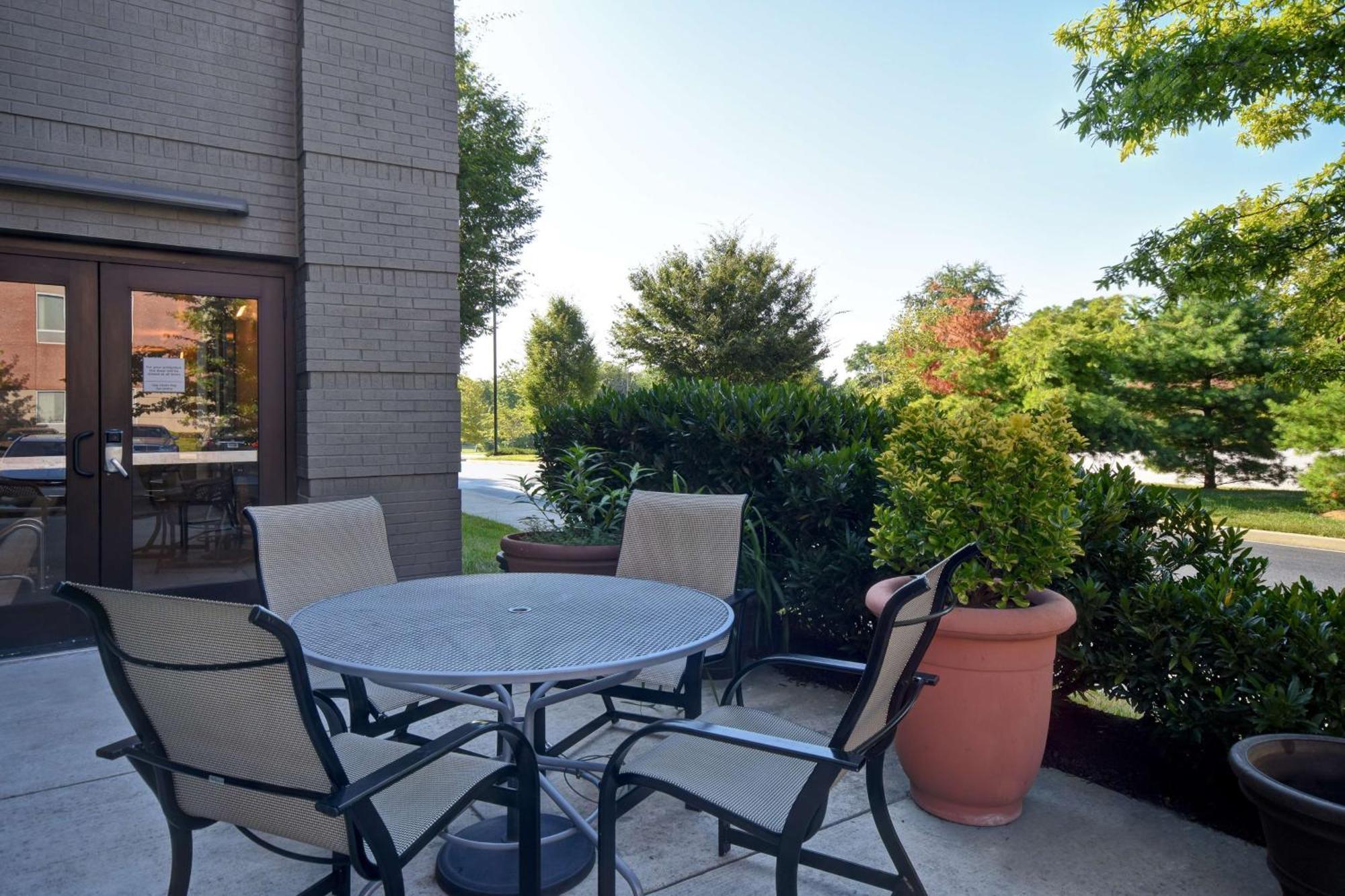 Hampton Inn & Suites Columbia South Fort Meade Area Extérieur photo